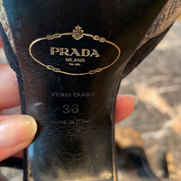Prada size 36 multi color skin - Picture 4 of 4